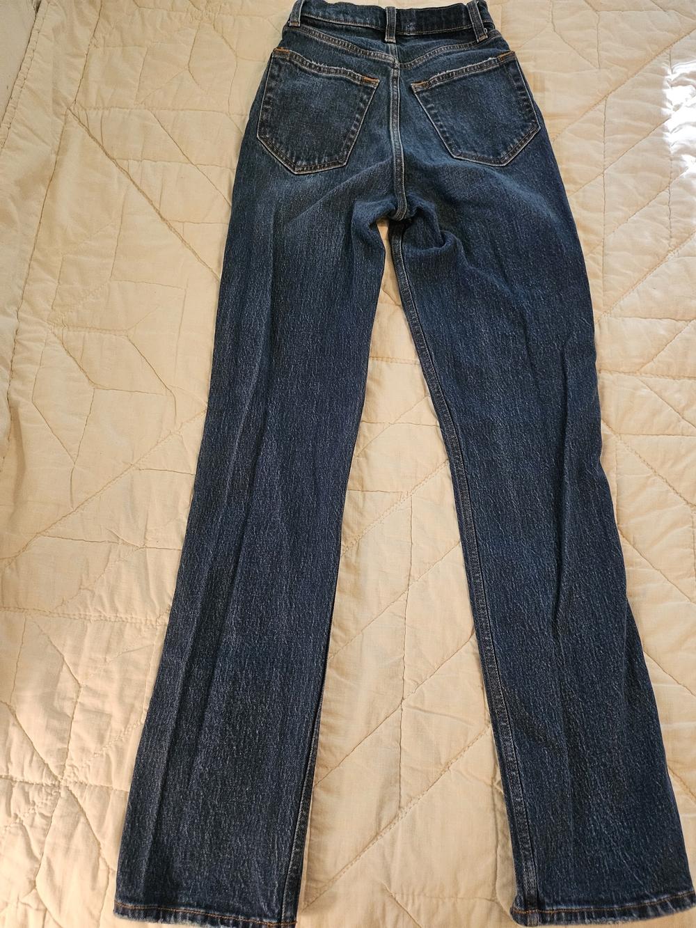 Abercrombie & Fitch 'Curve Love' Tall,  90's Straight Ultra High Rise-Size 23 - Picture 2 of 6